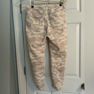 Knox Rose Women's Mid Rise Skinny Utility Pants Cream Camo size 8